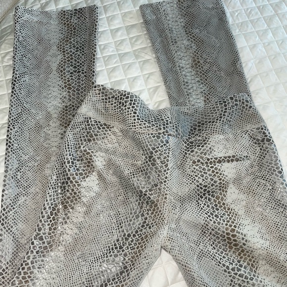 Alice and Olivia Snakeprint Suede Pants - Picture 2 of 4